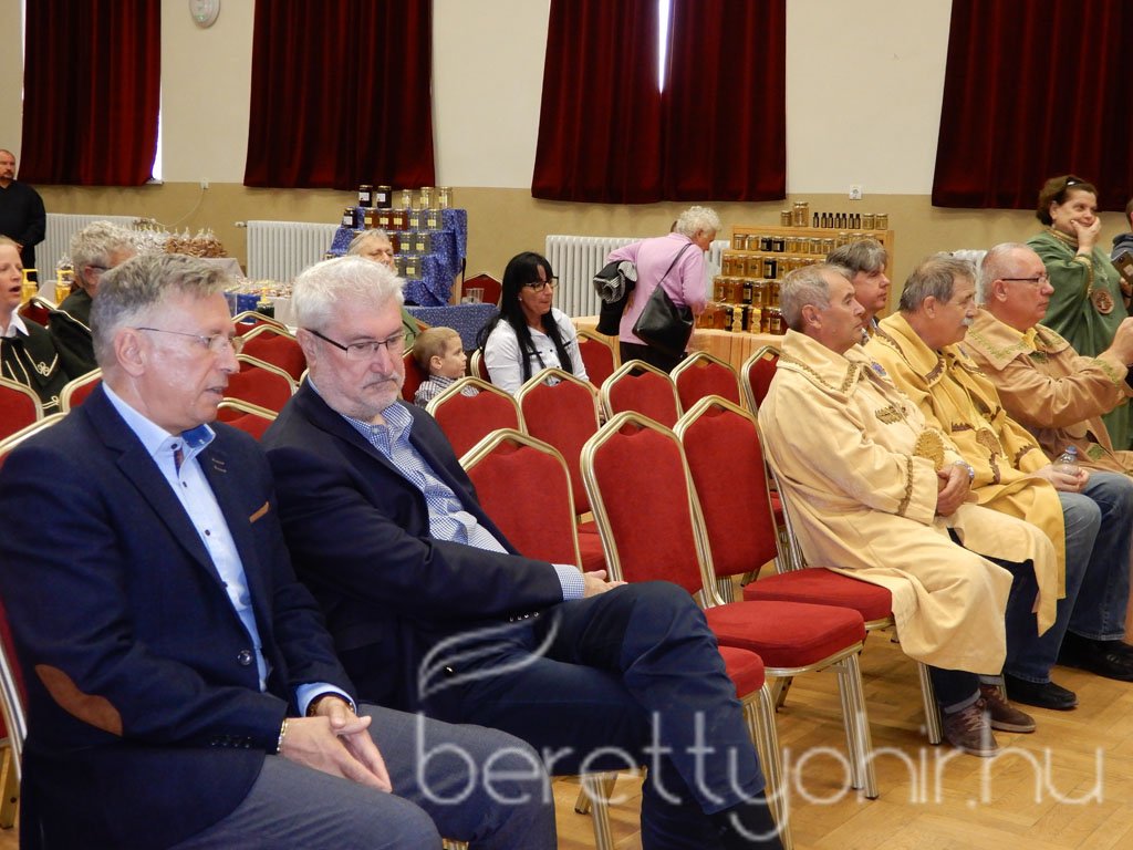 IX. Bihari Mézesnap 21